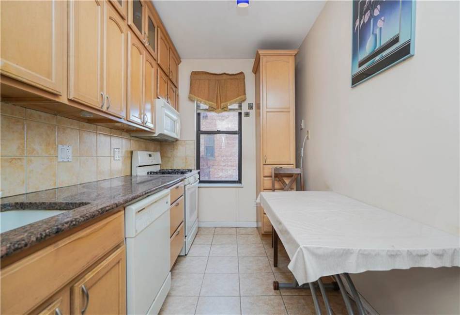 2940 Ocean Avenue, Brooklyn, New York 11235, 1 Bedroom Bedrooms, ,1 BathroomBathrooms,Residential,For Sale,Ocean,488781