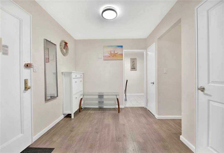 2461 29th Street, Brooklyn, New York 11235, 1 Bedroom Bedrooms, ,1 BathroomBathrooms,Residential,For Sale,29th,488707