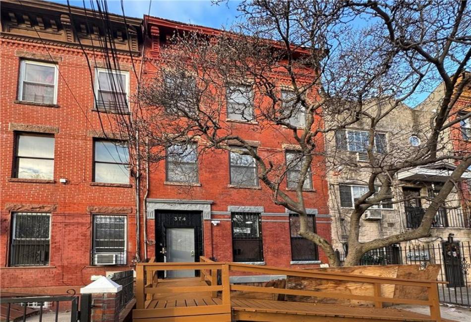 374 Miller Avenue, Brooklyn, New York 11207, 3 Bedrooms Bedrooms, ,1 BathroomBathrooms,Rental,For Sale,Miller,488788