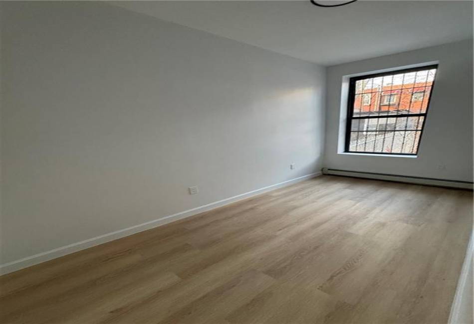 374 Miller Avenue, Brooklyn, New York 11207, 2 Bedrooms Bedrooms, ,1 BathroomBathrooms,Rental,For Sale,Miller,488790