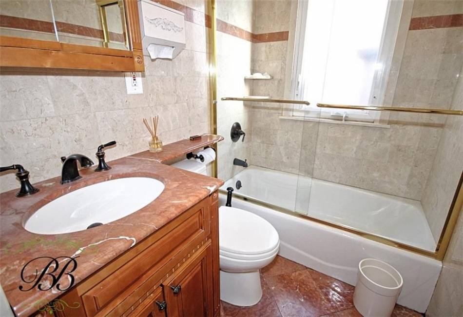 2239 71st Street, Brooklyn, New York 11234, 6 Bedrooms Bedrooms, ,3 BathroomsBathrooms,Residential,For Sale,71st,488791