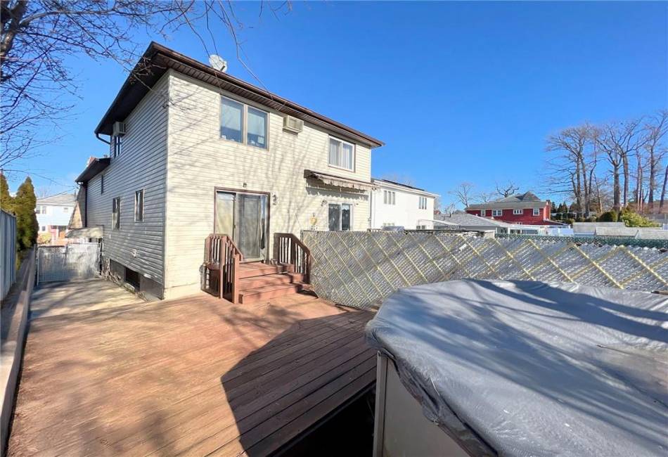 106 Vincent Avenue, Staten Island, New York 10306, 3 Bedrooms Bedrooms, ,2 BathroomsBathrooms,Residential,For Sale,Vincent,488818