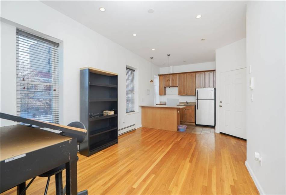 914 84th Street, Brooklyn, New York 11228, 4 Bedrooms Bedrooms, ,3 BathroomsBathrooms,Residential,For Sale,84th,488813