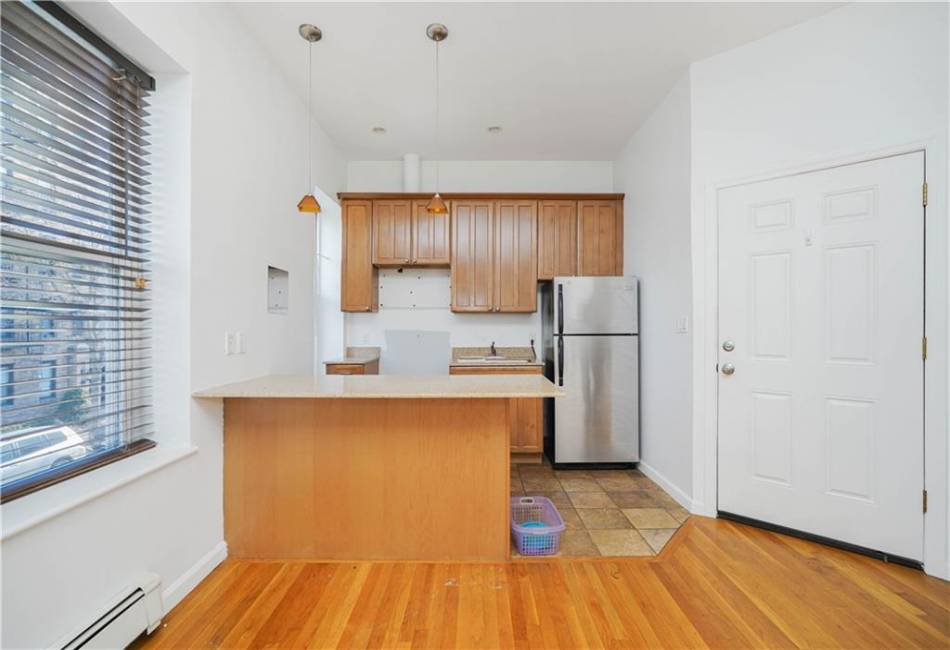 914 84th Street, Brooklyn, New York 11228, 4 Bedrooms Bedrooms, ,3 BathroomsBathrooms,Residential,For Sale,84th,488813
