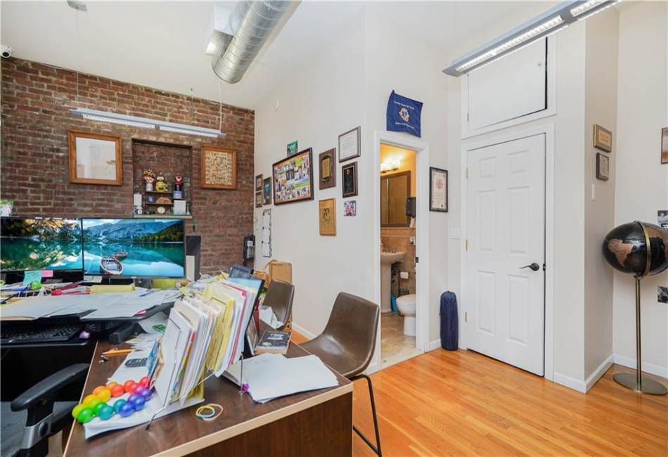 914 84th Street, Brooklyn, New York 11228, 4 Bedrooms Bedrooms, ,3 BathroomsBathrooms,Residential,For Sale,84th,488813