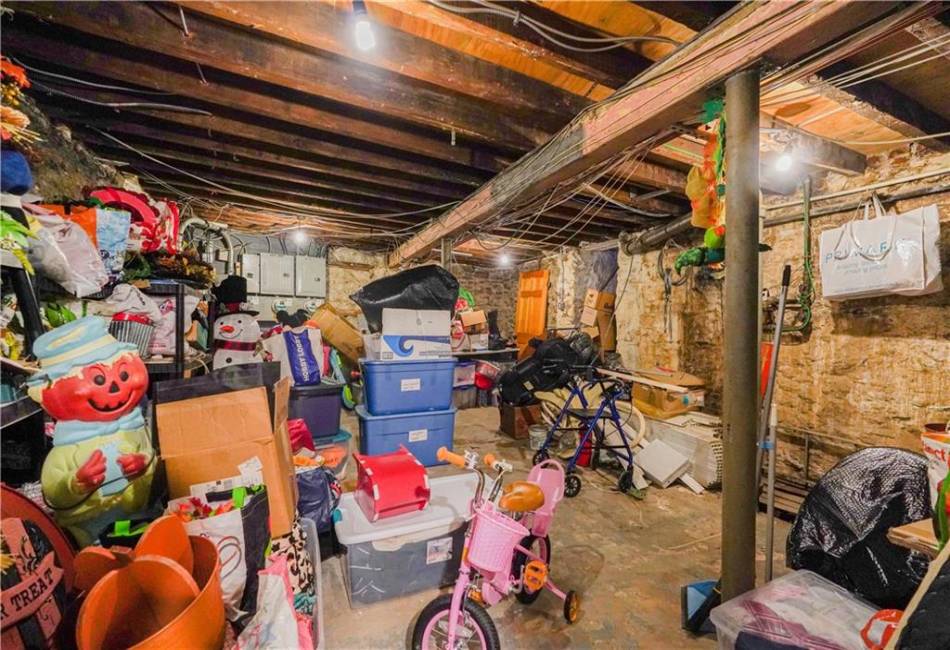 914 84th Street, Brooklyn, New York 11228, 4 Bedrooms Bedrooms, ,3 BathroomsBathrooms,Residential,For Sale,84th,488813