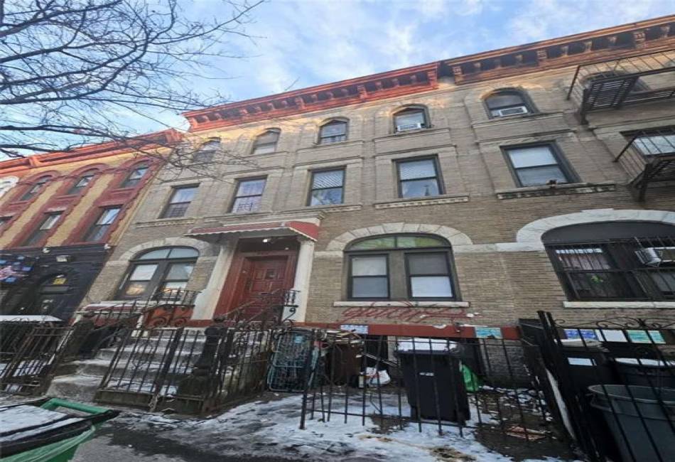 5411 4th Avenue, Brooklyn, New York 11220, 18 Bedrooms Bedrooms, ,Residential,For Sale,4th,488822