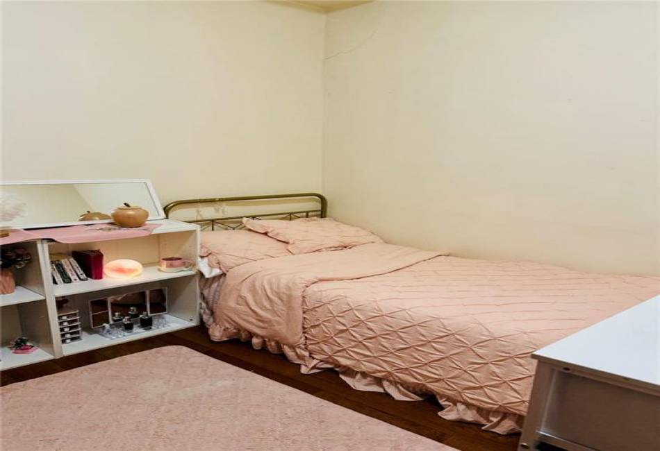 5411 4th Avenue, Brooklyn, New York 11220, 18 Bedrooms Bedrooms, ,Residential,For Sale,4th,488822
