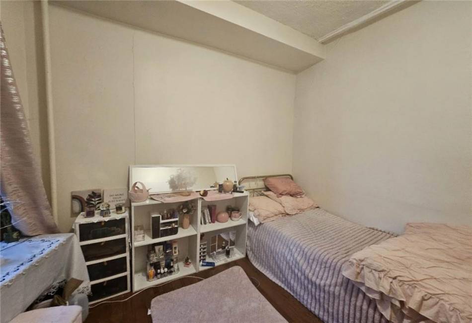 5411 4th Avenue, Brooklyn, New York 11220, 18 Bedrooms Bedrooms, ,Residential,For Sale,4th,488822