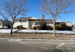 147-16 Rockaway Beach Boulevard, Neponsit, New York 11694, 7 Bedrooms Bedrooms, ,5 BathroomsBathrooms,Residential,For Sale,Rockaway Beach,488839