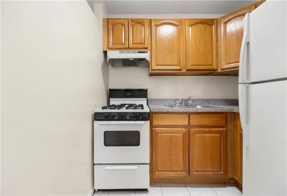 495 7th Street, Brooklyn, New York 11218, 1 Bedroom Bedrooms, ,1 BathroomBathrooms,Residential,For Sale,7th,488844