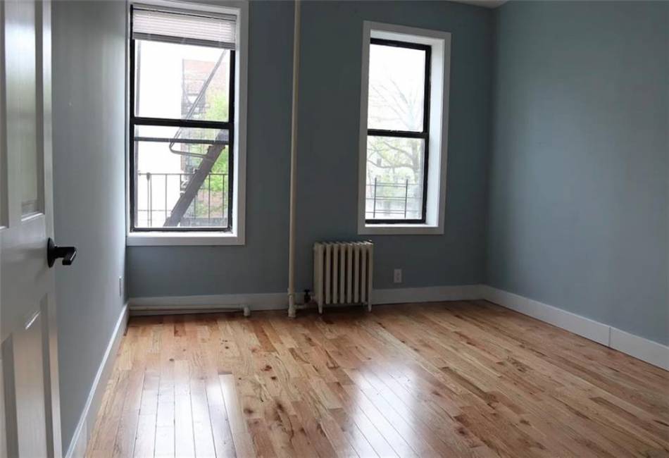 574 Ralph Avenue, Brooklyn, New York 11233, 8 Bedrooms Bedrooms, ,Residential,For Sale,Ralph,488727