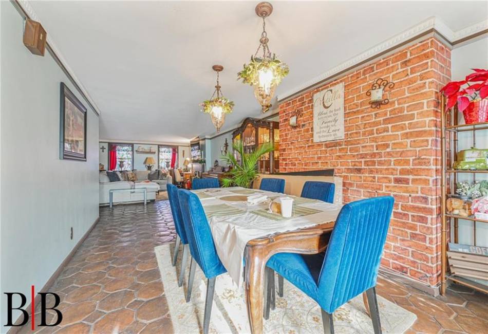 22 4th Place, Brooklyn, New York 11231, 7 Bedrooms Bedrooms, ,Residential,For Sale,4th,488830