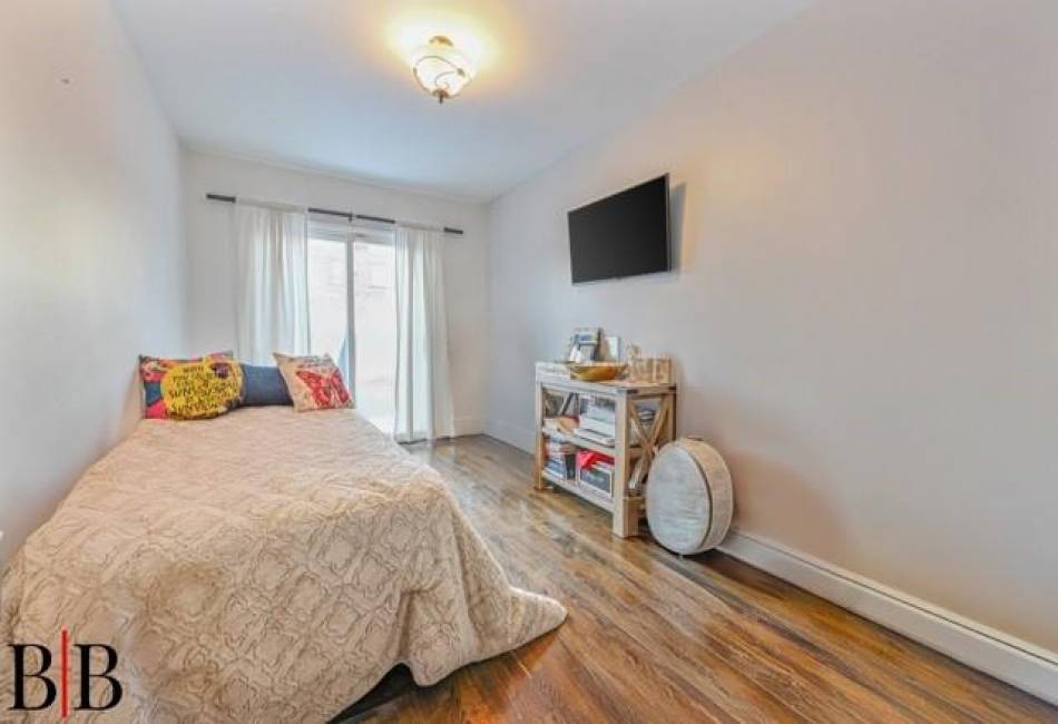 2172 72nd Street, Brooklyn, New York 11234, 2 Bedrooms Bedrooms, ,2 BathroomsBathrooms,Residential,For Sale,72nd,488837
