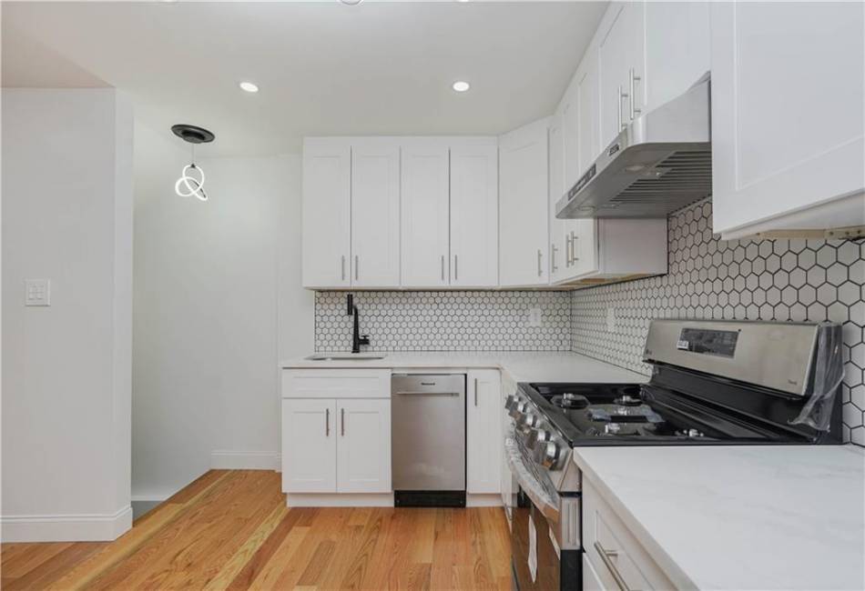 1489 East 51st Street, Brooklyn, New York 11234, 5 Bedrooms Bedrooms, ,3 BathroomsBathrooms,Residential,For Sale,East 51st,488852