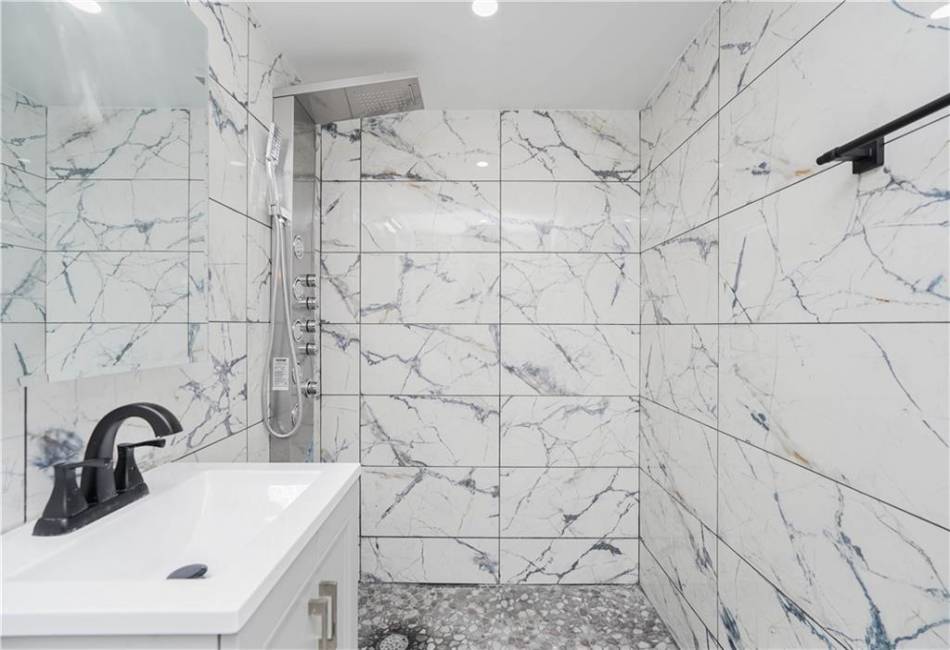 1489 East 51st Street, Brooklyn, New York 11234, 5 Bedrooms Bedrooms, ,3 BathroomsBathrooms,Residential,For Sale,East 51st,488852