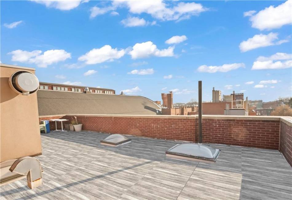 380 15th Street, Brooklyn, New York 11215, 1 Bedroom Bedrooms, ,1 BathroomBathrooms,Residential,For Sale,15th,488853