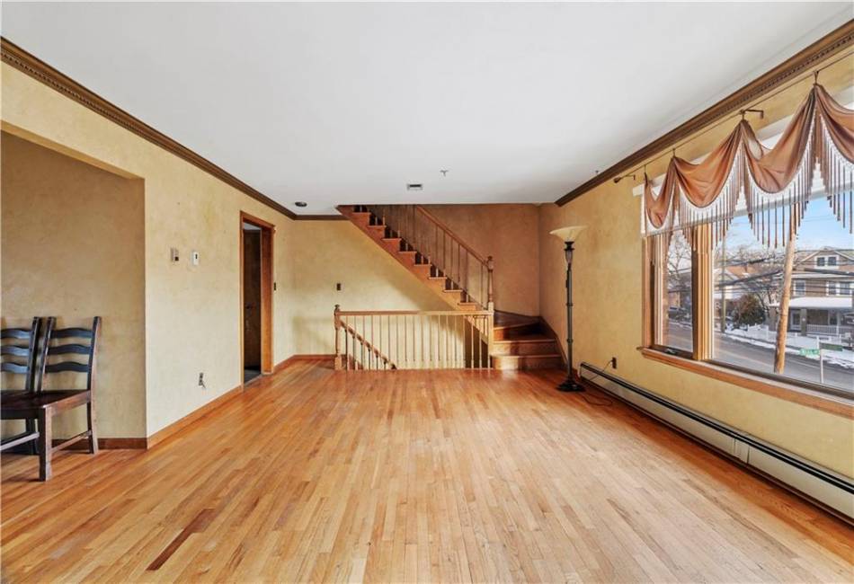 1281 Richmond Road, Staten Island, New York 10304, 5 Bedrooms Bedrooms, ,4 BathroomsBathrooms,Residential,For Sale,Richmond,488855