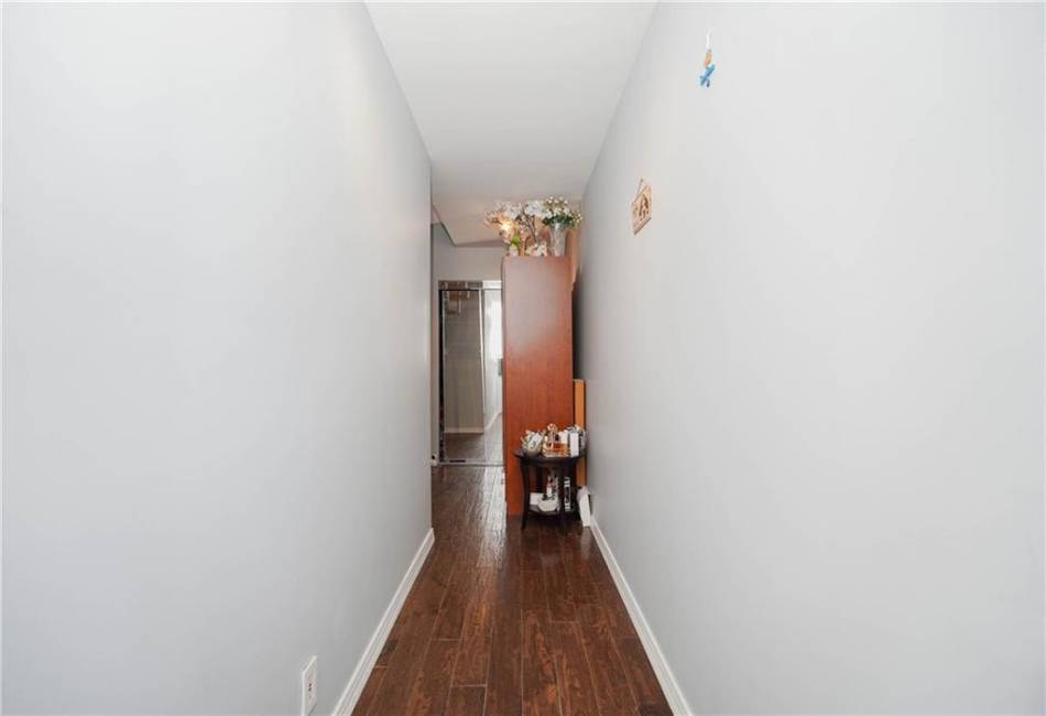 2934 Brighton 4th Street, Brooklyn, New York 11235, 2 Bedrooms Bedrooms, ,1.5 BathroomsBathrooms,Residential,For Sale,Brighton 4th,488862
