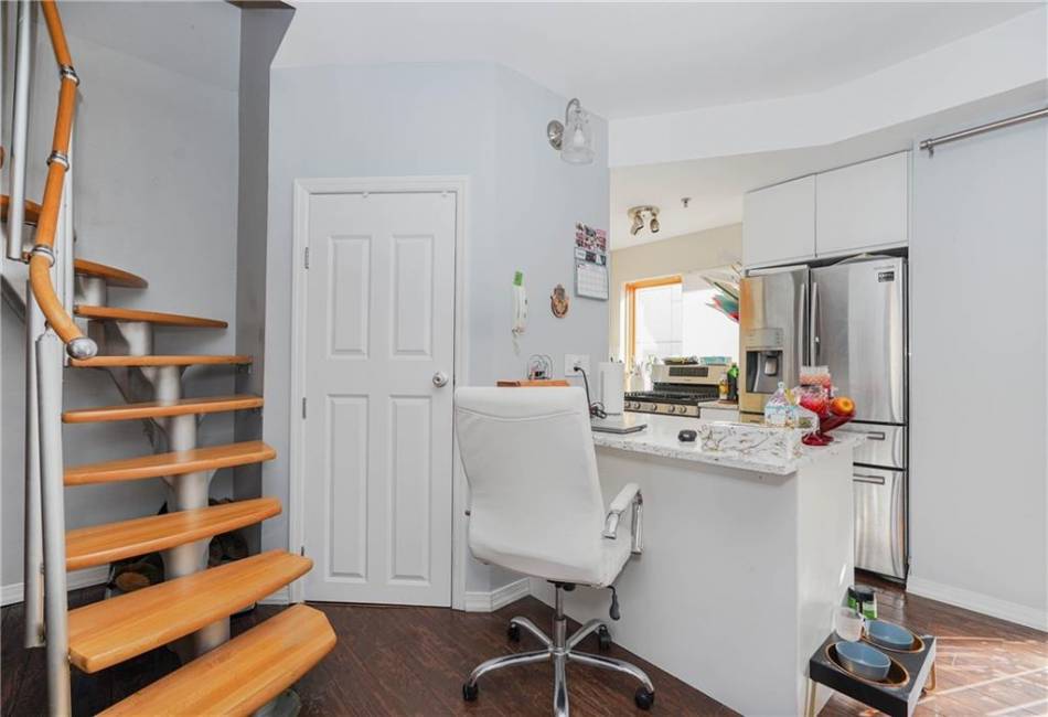 2934 Brighton 4th Street, Brooklyn, New York 11235, 2 Bedrooms Bedrooms, ,1.5 BathroomsBathrooms,Residential,For Sale,Brighton 4th,488862