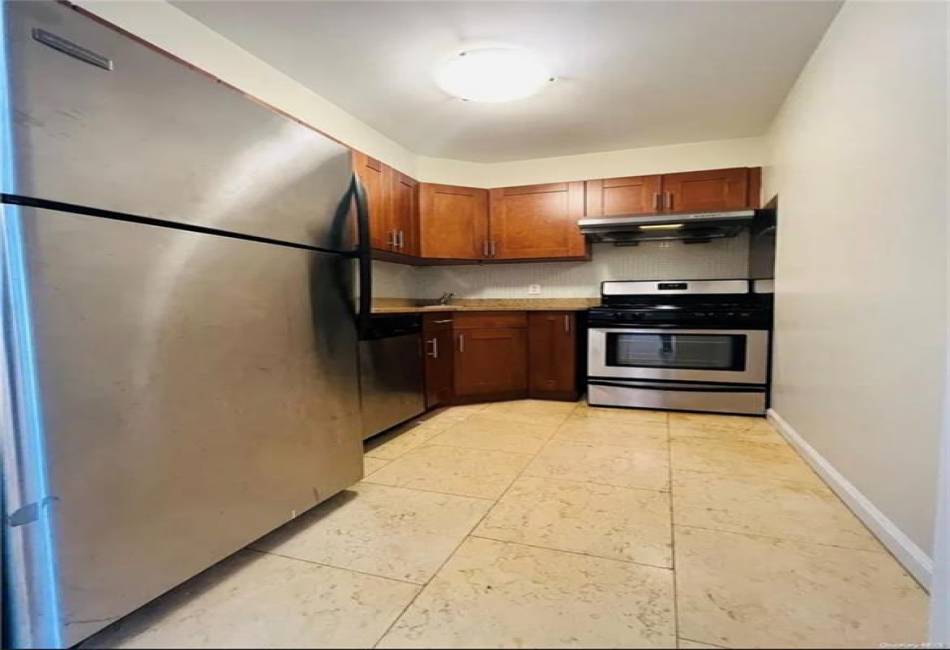 3834 Parsons Boulevard, Flushing, New York 11354, 2 Bedrooms Bedrooms, ,2 BathroomsBathrooms,Residential,For Sale,Parsons,488864