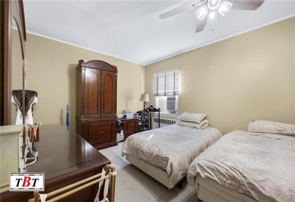3402 Kings Highway, Brooklyn, New York 11234, 3 Bedrooms Bedrooms, ,3 BathroomsBathrooms,Residential,For Sale,Kings Highway,488870