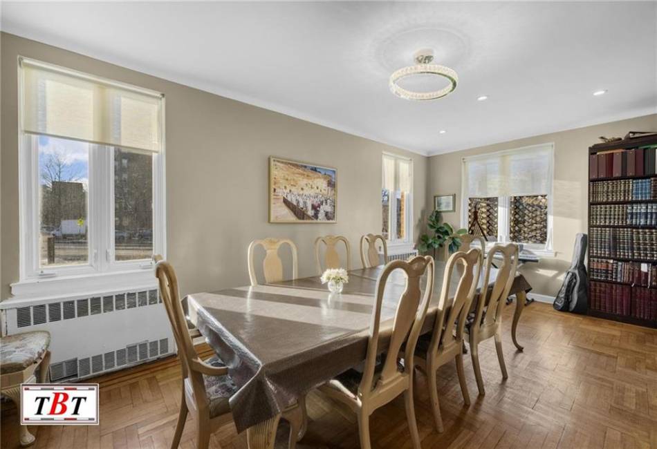 3402 Kings Highway, Brooklyn, New York 11234, 3 Bedrooms Bedrooms, ,3 BathroomsBathrooms,Residential,For Sale,Kings Highway,488870