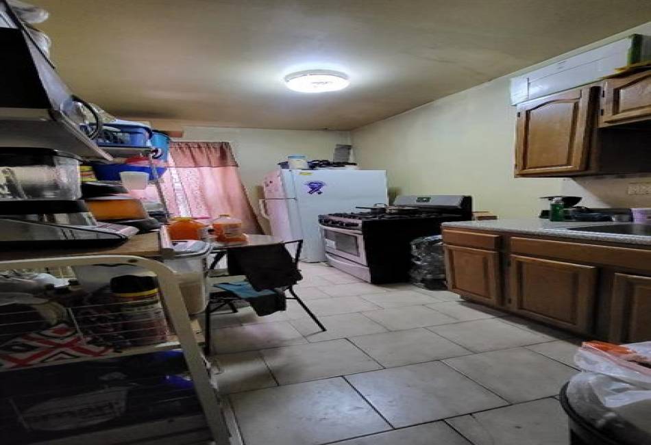 1752 Nostrand Avenue, Brooklyn, New York 11226, ,Mixed Use,For Sale,Nostrand,488886