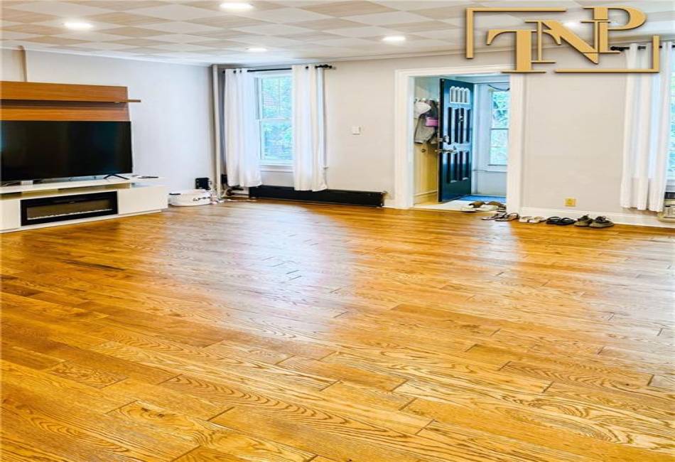 1943 29th Street, Brooklyn, New York 11229, 4 Bedrooms Bedrooms, ,2 BathroomsBathrooms,Residential,For Sale,29th,488894