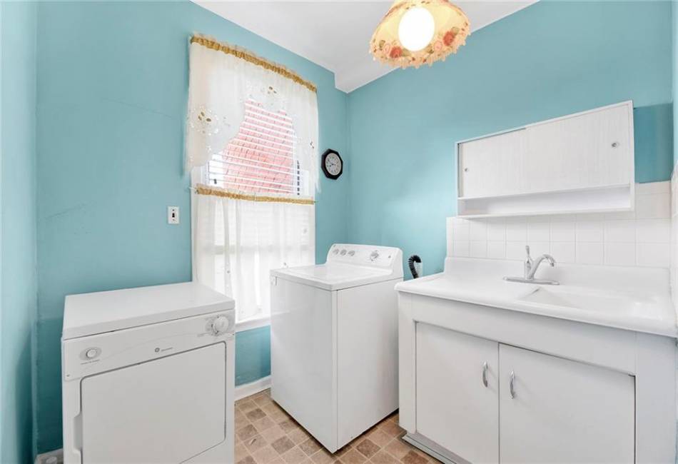552 17th Street, Brooklyn, New York 11215, 4 Bedrooms Bedrooms, ,2 BathroomsBathrooms,Residential,For Sale,17th,488898