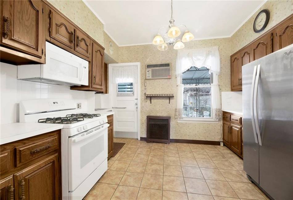 552 17th Street, Brooklyn, New York 11215, 4 Bedrooms Bedrooms, ,2 BathroomsBathrooms,Residential,For Sale,17th,488898