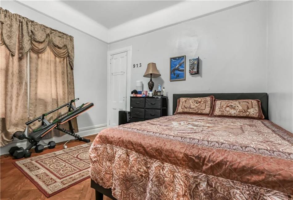 515 24th Street, Brooklyn, New York 11210, 7 Bedrooms Bedrooms, ,5 BathroomsBathrooms,Residential,For Sale,24th,488899