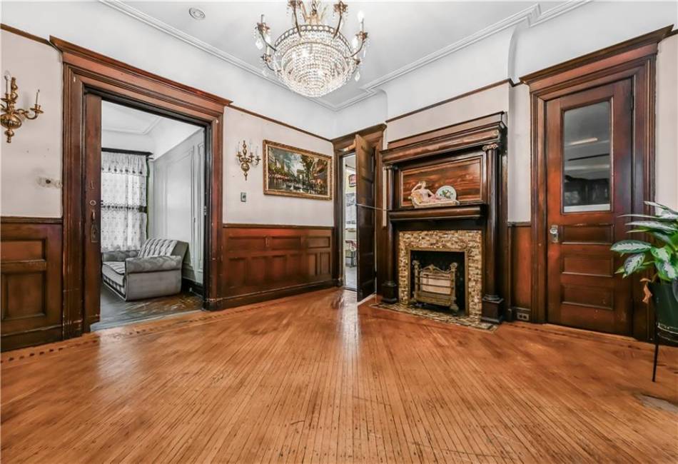 515 24th Street, Brooklyn, New York 11210, 7 Bedrooms Bedrooms, ,5 BathroomsBathrooms,Residential,For Sale,24th,488899