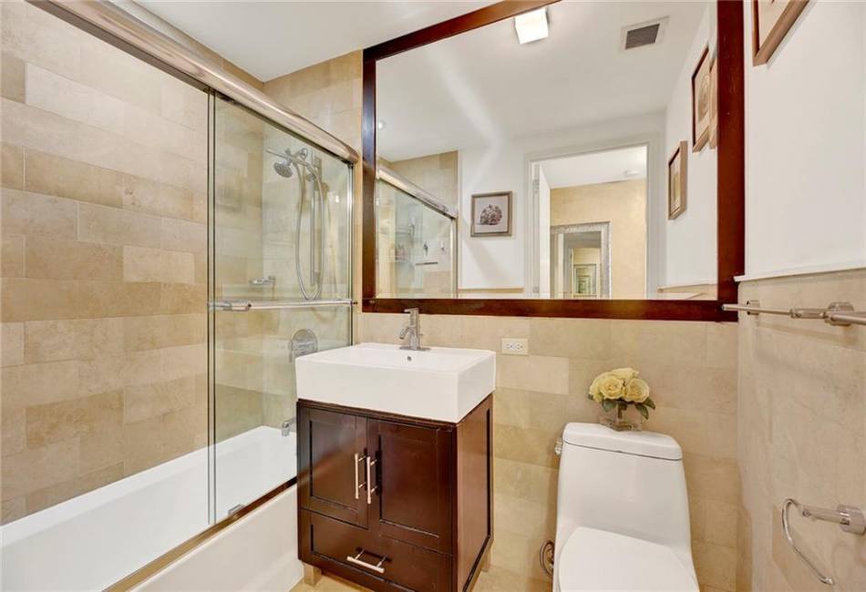 71 Village Rd North, Brooklyn, New York 11223, 2 Bedrooms Bedrooms, ,2 BathroomsBathrooms,Residential,For Sale,Village Rd North,488851