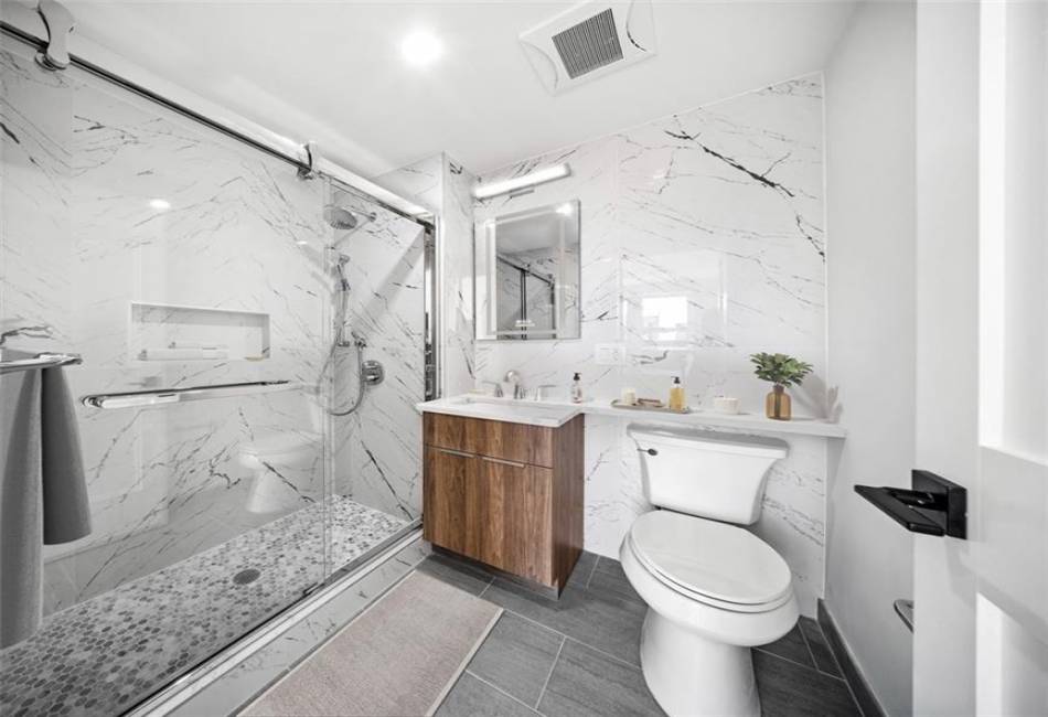 7616 Bay Parkway, Brooklyn, New York 11214, 3 Bedrooms Bedrooms, ,3 BathroomsBathrooms,Residential,For Sale,Bay,488910