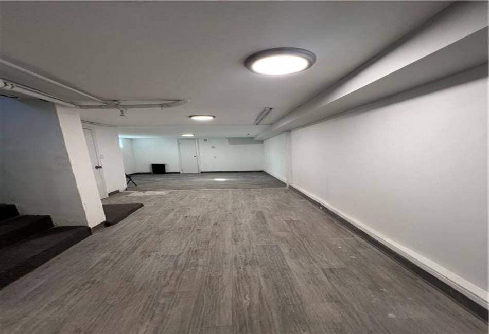 2848 Brighton 4th Street, Brooklyn, New York 11235, 2 Bedrooms Bedrooms, ,1.5 BathroomsBathrooms,Residential,For Sale,Brighton 4th,488911