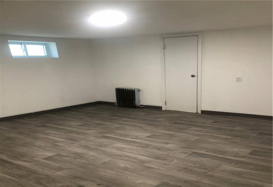 2848 Brighton 4th Street, Brooklyn, New York 11235, 2 Bedrooms Bedrooms, ,1.5 BathroomsBathrooms,Residential,For Sale,Brighton 4th,488911