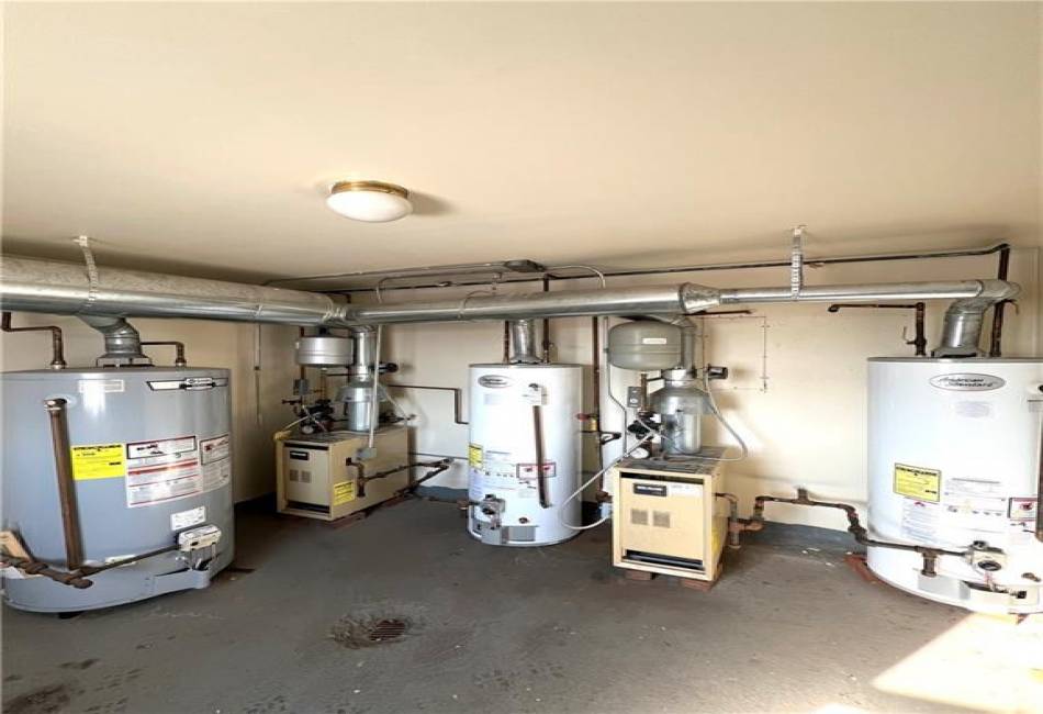 102-06 43rd Avenue, Corona, New York 11368, ,Mixed Use,For Sale,43rd,488912