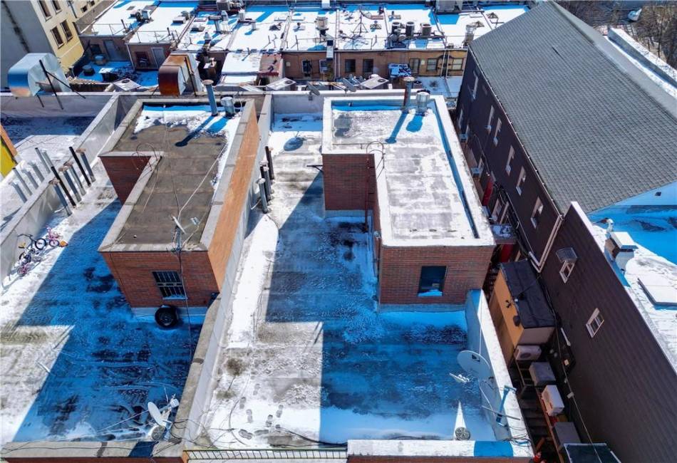 102-06 43rd Avenue, Corona, New York 11368, ,Mixed Use,For Sale,43rd,488912