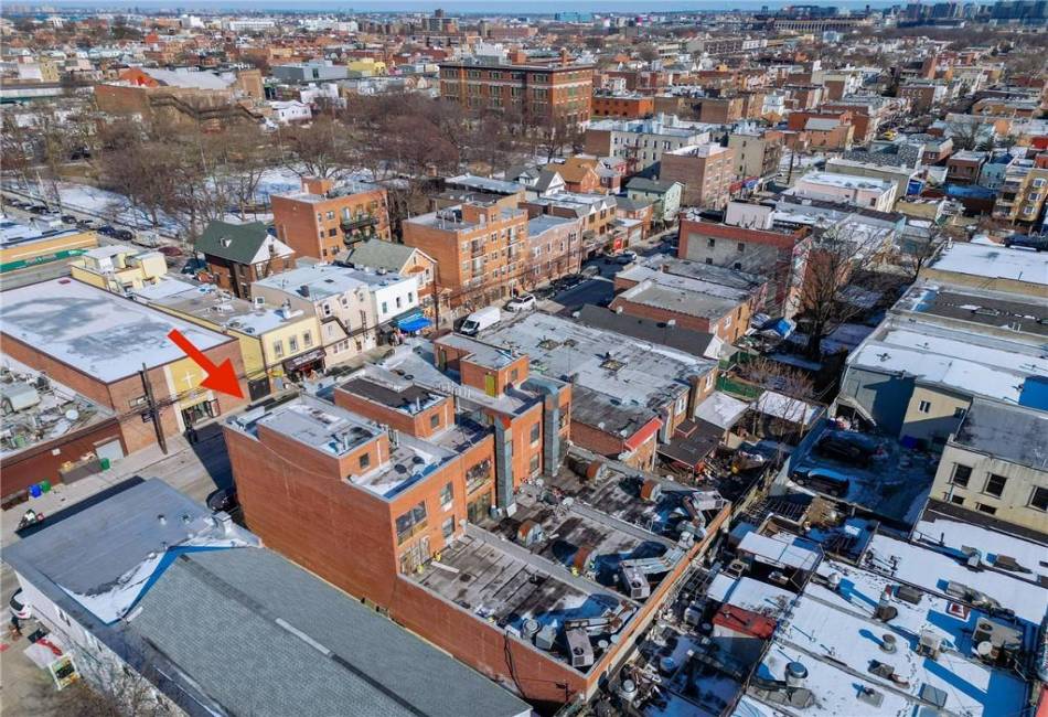 102-06 43rd Avenue, Corona, New York 11368, ,Mixed Use,For Sale,43rd,488912