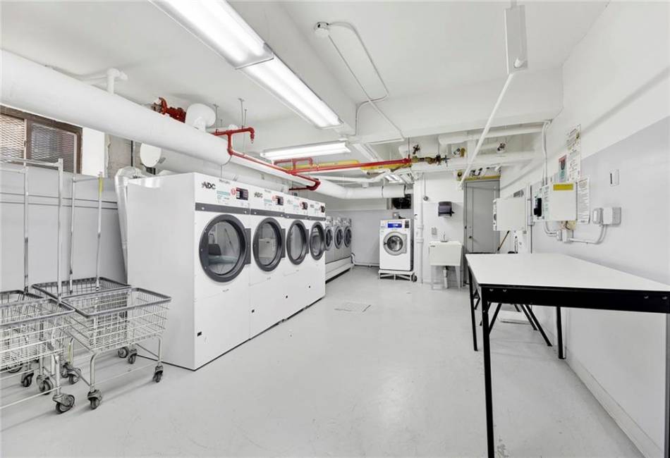 2250 Brigham Street, Brooklyn, New York 11229, 2 Bedrooms Bedrooms, ,1 BathroomBathrooms,Residential,For Sale,Brigham,488872