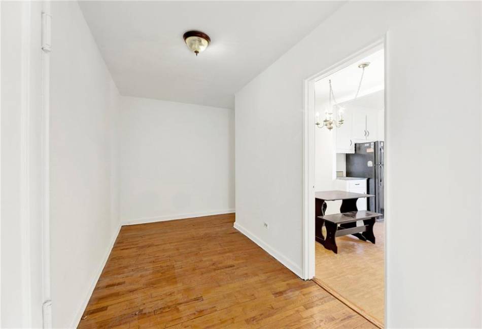 2250 Brigham Street, Brooklyn, New York 11229, 2 Bedrooms Bedrooms, ,1 BathroomBathrooms,Residential,For Sale,Brigham,488872