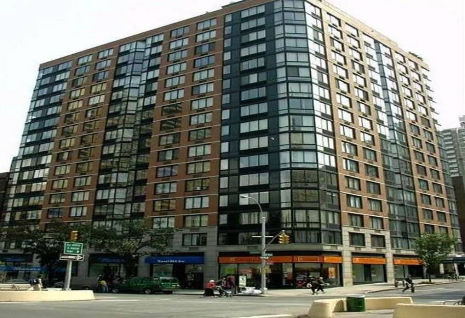 215 95th Street, Manhattan, New York 10025, 1 Bedroom Bedrooms, ,1 BathroomBathrooms,Residential,For Sale,95th,488917