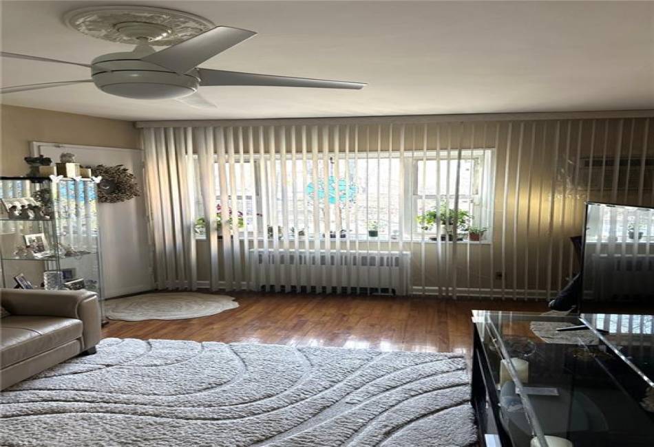 1001 Shore Parkway, Brooklyn, New York 11228, 3 Bedrooms Bedrooms, ,1 BathroomBathrooms,Residential,For Sale,Shore,488934