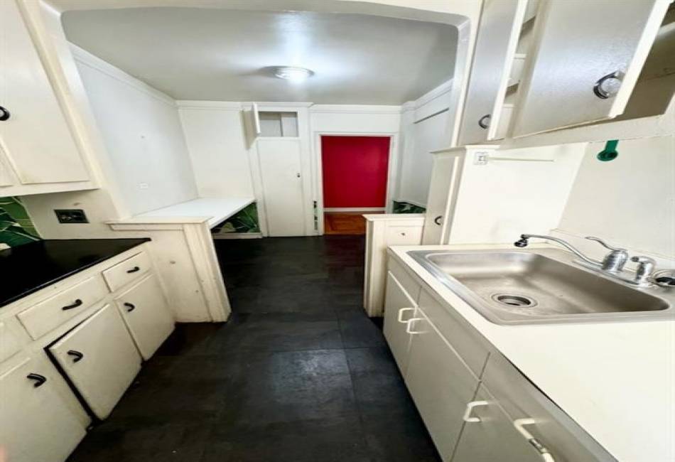 860 Grand Concourse, Bronx, New York 10451, 2 Bedrooms Bedrooms, ,1 BathroomBathrooms,Residential,For Sale,Grand Concourse,488948