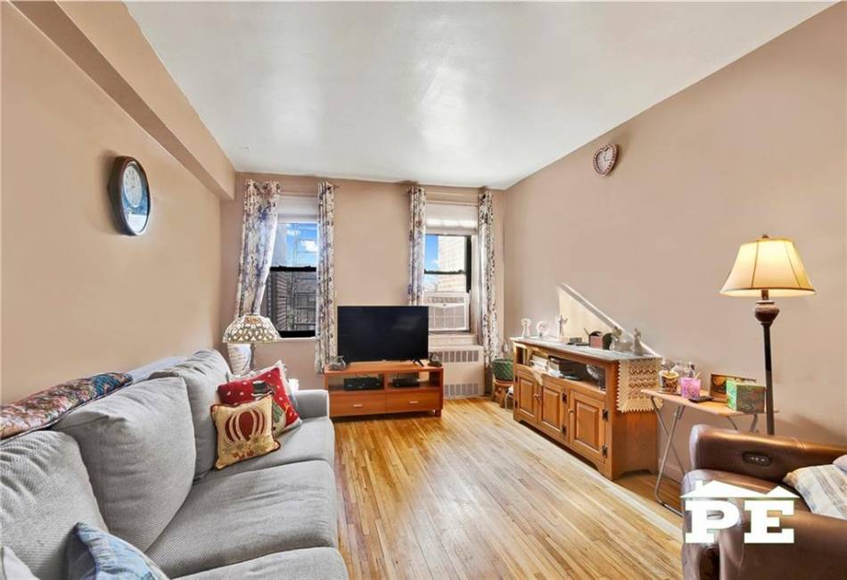 2251 Knapp Street, Brooklyn, New York 11229, 3 Bedrooms Bedrooms, ,1 BathroomBathrooms,Residential,For Sale,Knapp,488939