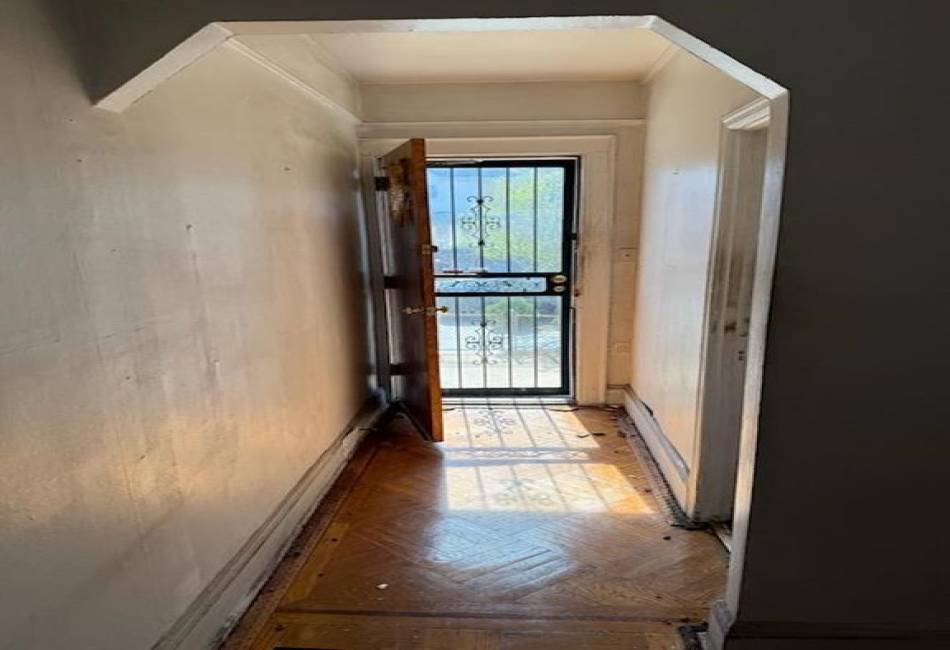1419 98th Street, Brooklyn, New York 11236, 4 Bedrooms Bedrooms, ,2 BathroomsBathrooms,Residential,For Sale,98th,488969