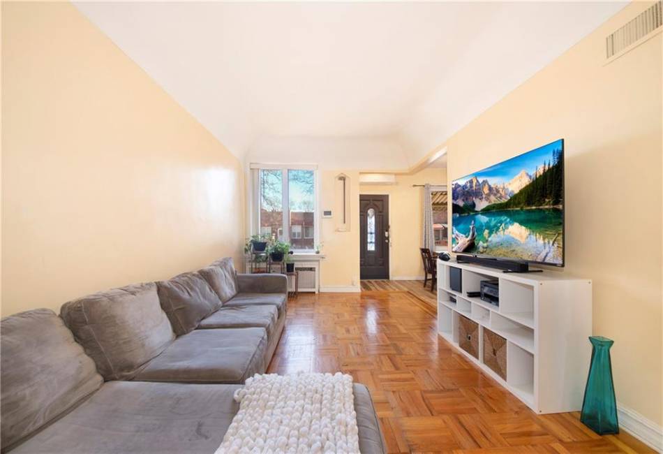 1424 52nd Street, Brooklyn, New York 11234, 3 Bedrooms Bedrooms, ,2 BathroomsBathrooms,Residential,For Sale,52nd,488976