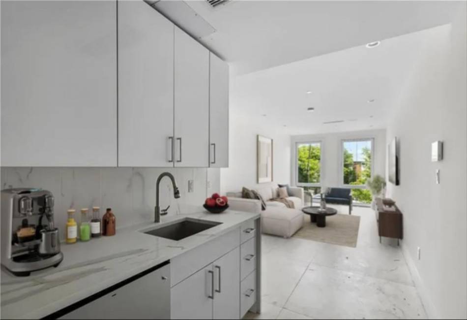 122 Palmetto Street, Brooklyn, New York 11221, 1 Bedroom Bedrooms, ,1 BathroomBathrooms,Residential,For Sale,Palmetto,488977
