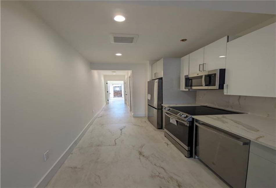 122 Palmetto Street, Brooklyn, New York 11221, 1 Bedroom Bedrooms, ,1 BathroomBathrooms,Residential,For Sale,Palmetto,488977